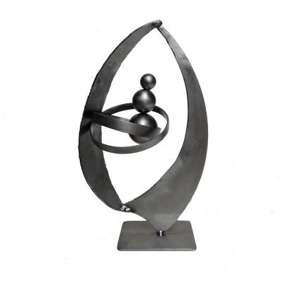 Métal   - Hauteur 28 cm   largeur 16 cm  profondeur 10 cm