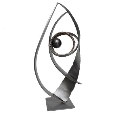 Métal  laiton - Hauteur 40 cm   largeur 18 cm  profondeur 8cm