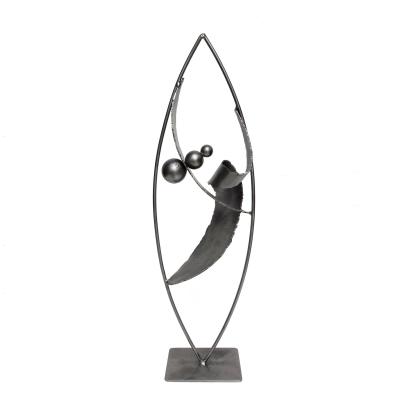 Métal - Hauteur 54 cm   largeur 17 cm  profondeur11 cm